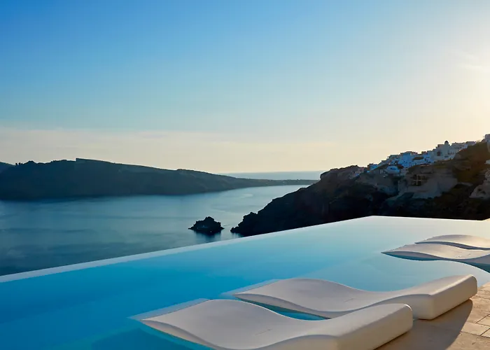 Canaves Oia Suites & Spa
